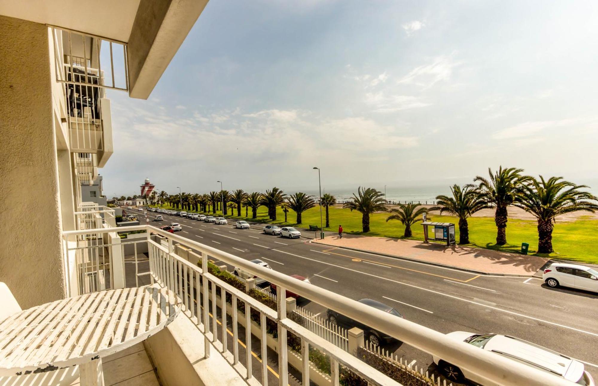 Mouille Point Places - Studios & Apartments Cape Town Exterior photo
