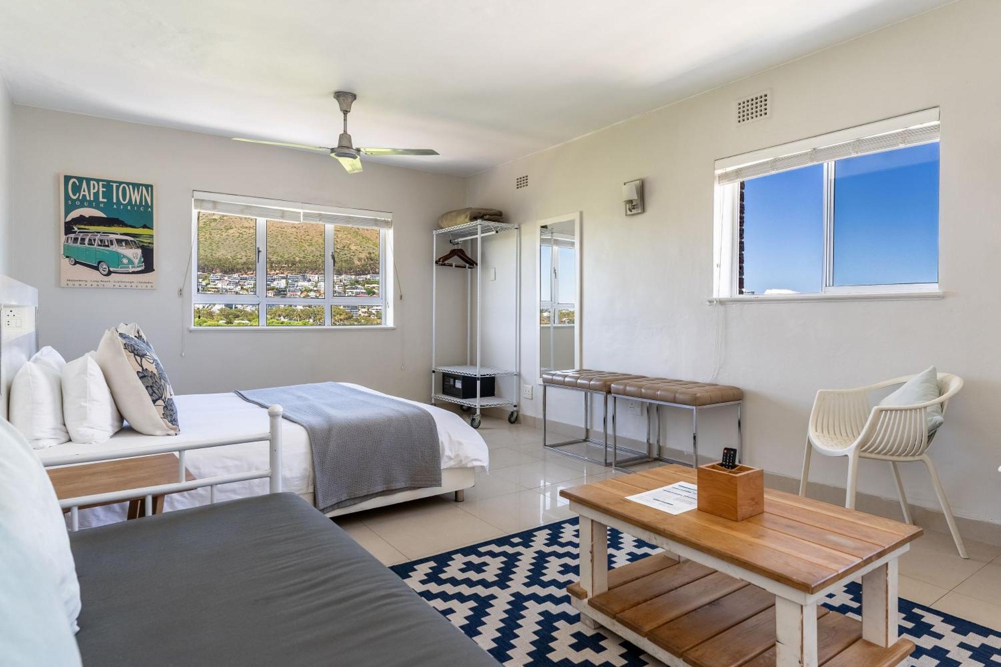 Mouille Point Places - Studios & Apartments Cape Town Room photo